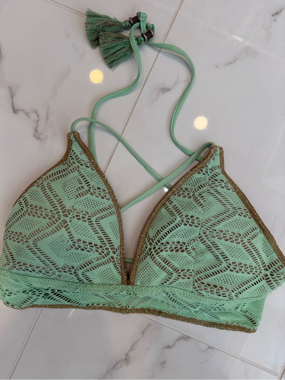 BECCA Mint eyelet pattern bikini top size Large